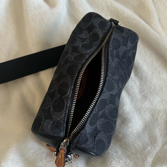 Coach Axel Sig Denim Crossbody bag - Picture 14 of 16